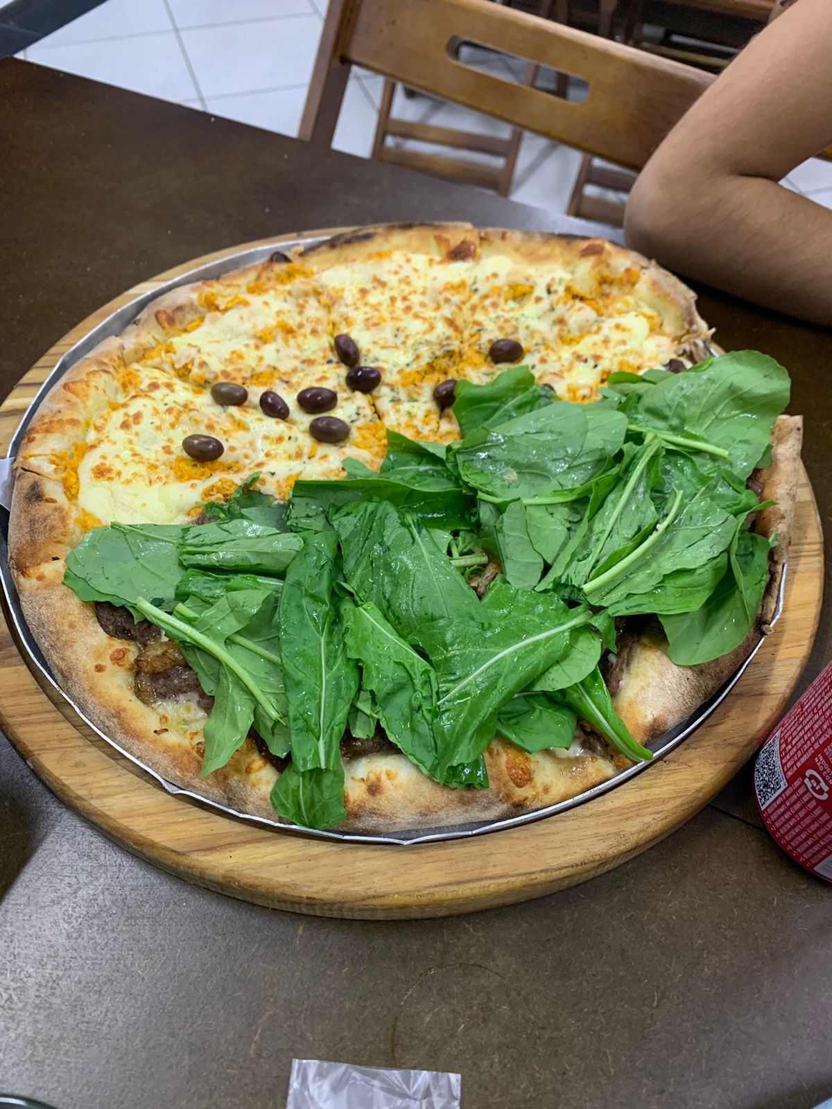 Pizza com rúcula